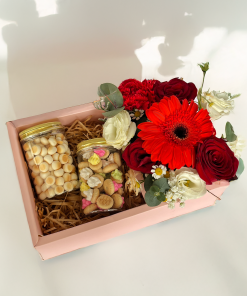 Bloom & Munch – Flowers with Childhood Goodies