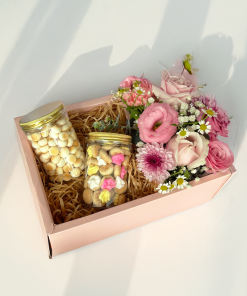 Sweet Nostalgia – Flowers & Childhood Snack Box